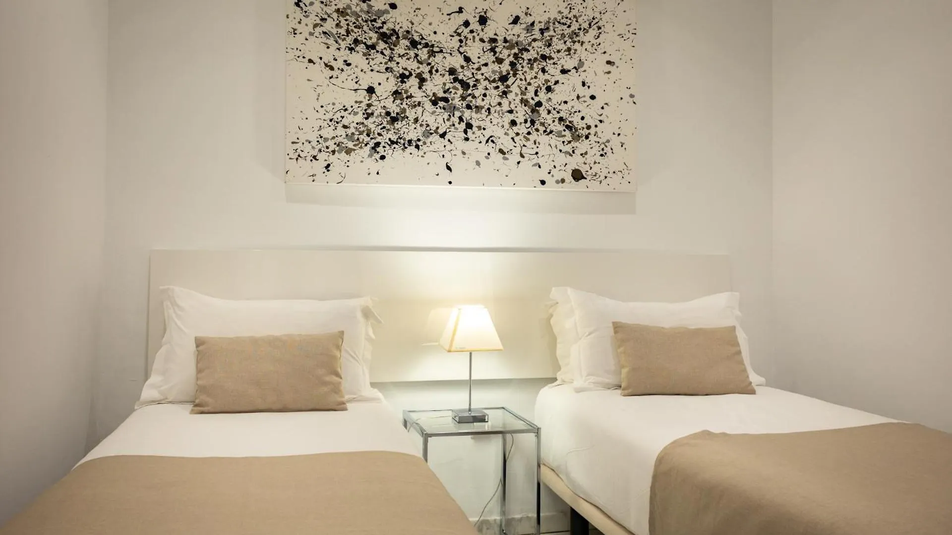 Campana Suites Apartments By Valcambre Seville 0*,  Spain