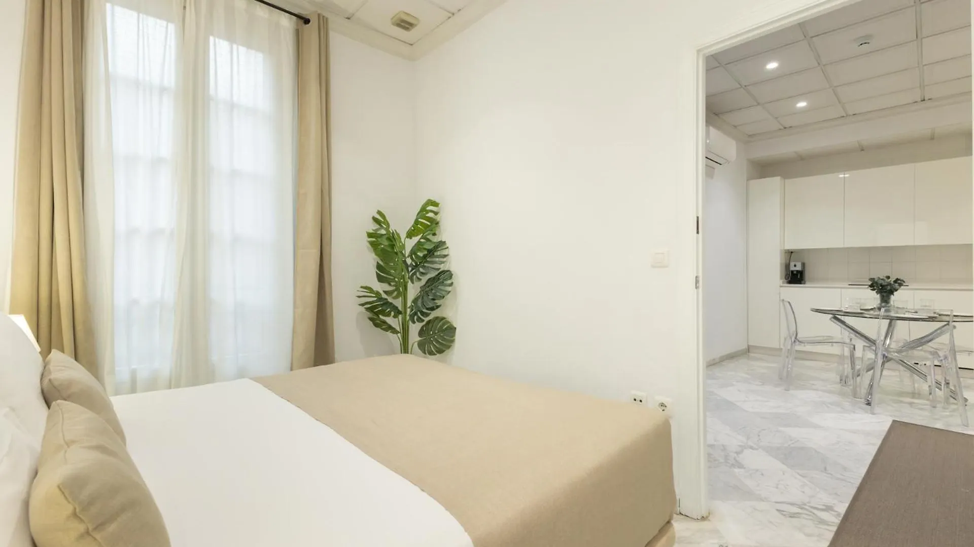 Campana Suites Apartments By Valcambre Sevilla İspanya